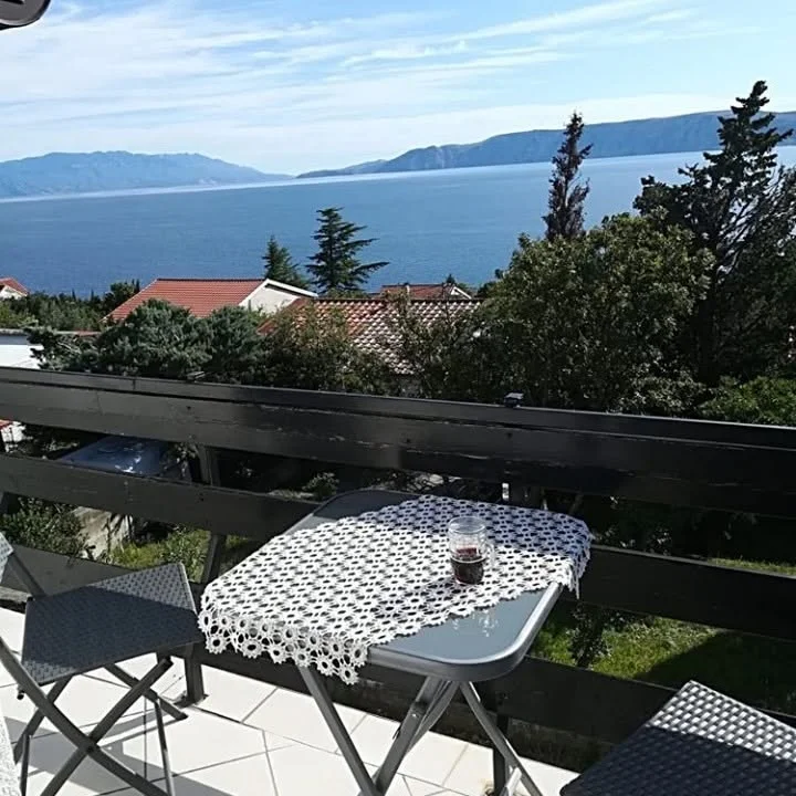 Apartmani Maričić — pogled s balkona